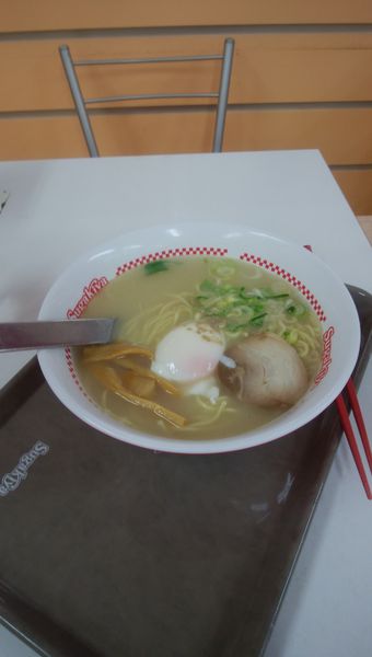 「ラーメン　半熟玉子トッピング」@スガキヤ 知多イトーヨーカドー店の写真
