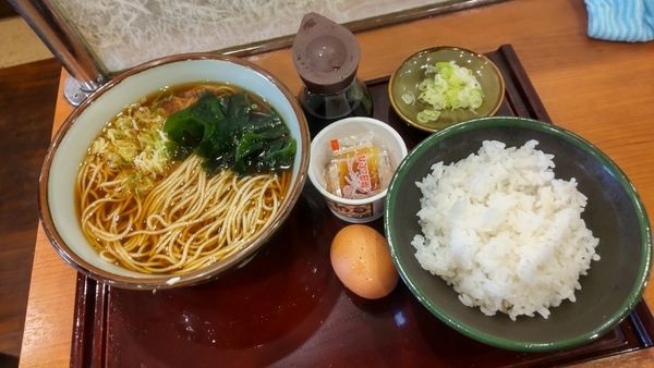 「朝定食（生卵サービス）」@文殊 成増店の写真