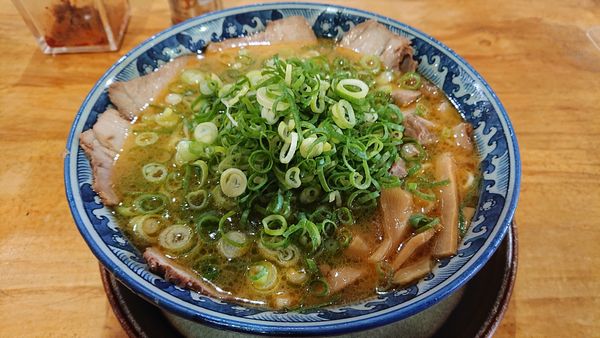 「京都ラーメン塩+大盛」@京都ラーメン金閣寺の写真