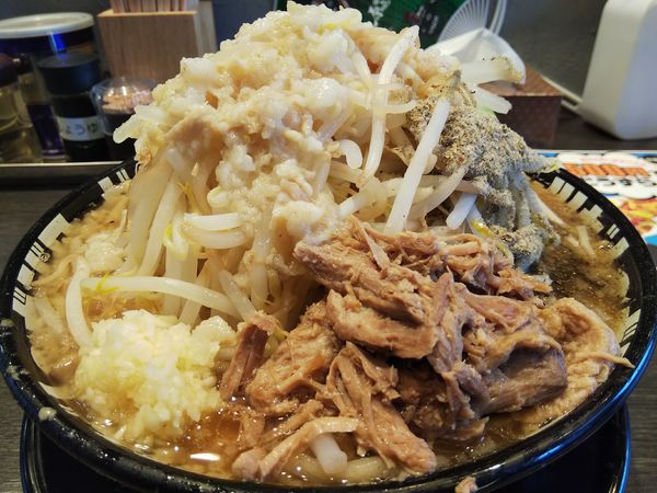 「ニボジロー　（大盛り：無料）　※野菜、脂増し　※㋗で５００円」@ガッツだ！ニボジローの写真