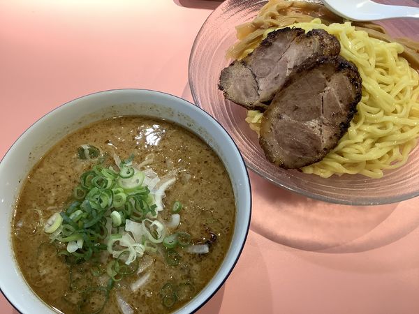 「パンチつけ麺　大盛　＋　チャーシュー」@流星軒の写真