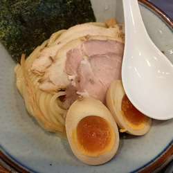特選濃厚煮干しつけ麺