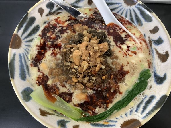 「[限定]アゴ出汁坦々麺」@自家製麺SHINの写真