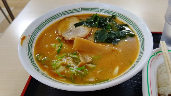 「味噌ラーメンセット(ミニカレー)700円」@海員生協本牧レストランの写真