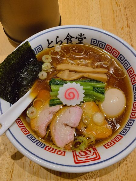 「醤油ラーメン」@とら食堂 福岡分店の写真