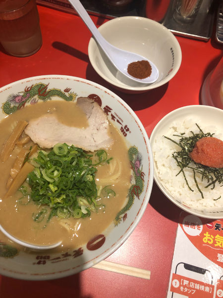 「ラーメン (840円)」@天下一品 目黒店の写真