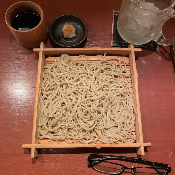 「辛味大根そば」@手打ちそばバル 蕎麦人の写真