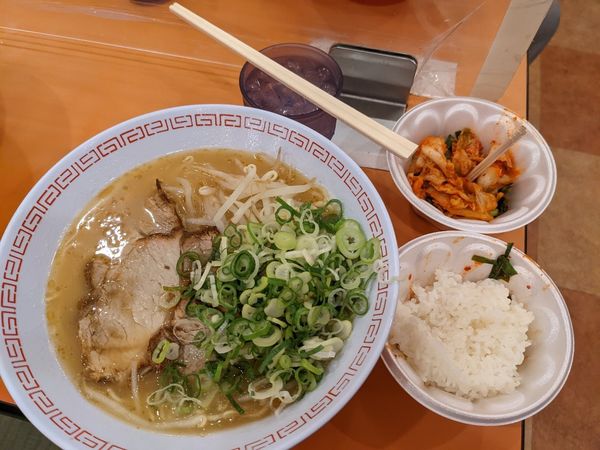 「ラーメン」@金龍ラーメン 難波千日前店の写真