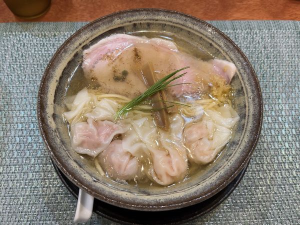 「ワンタン塩らーめん」@らーめん 梶原の写真