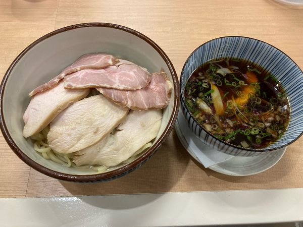 「つけ麺・濃厚昆布水添え・チャーシュー」@らぁ麺 ふじ田 下妻店の写真