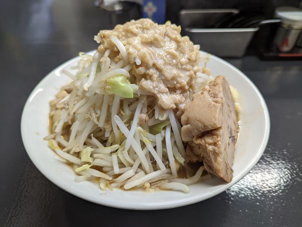 「国産豚ミニラーメン/300g/ヤサイ.アブラ.ニンニク」@豚仙人 小田急相模原店の写真
