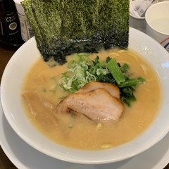 醤油豚骨ラーメン きんいろの画像
