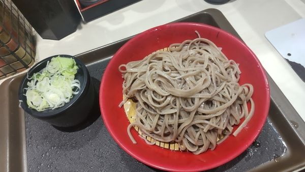 「大盛りそば」@名代 富士そば 学芸大学駅前店の写真