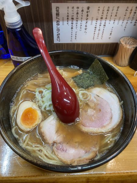 「らぁめん•醤油（小盛）　810円」@竹屋 新秋津店の写真