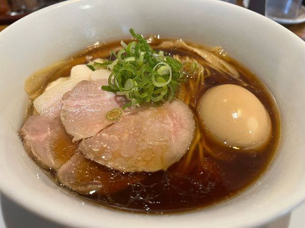 「特製醤油ラーメン」@らぁ麺にしの田の写真