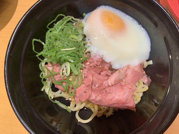 「ローストビーフまぜそば」@スシロー 浦和中尾店の写真