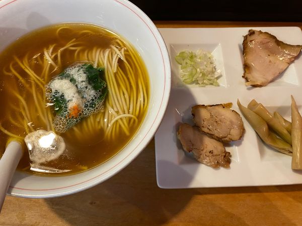 「稲庭中華そば」@本枯中華そば 魚雷の写真