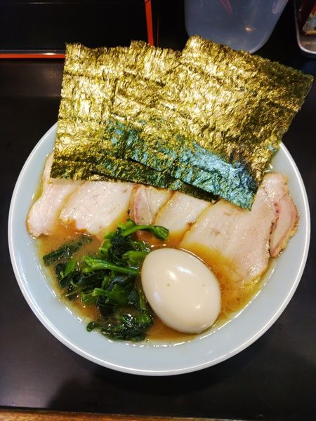 「バラチャーシューメン+味玉」@横浜ラーメン 一心の写真
