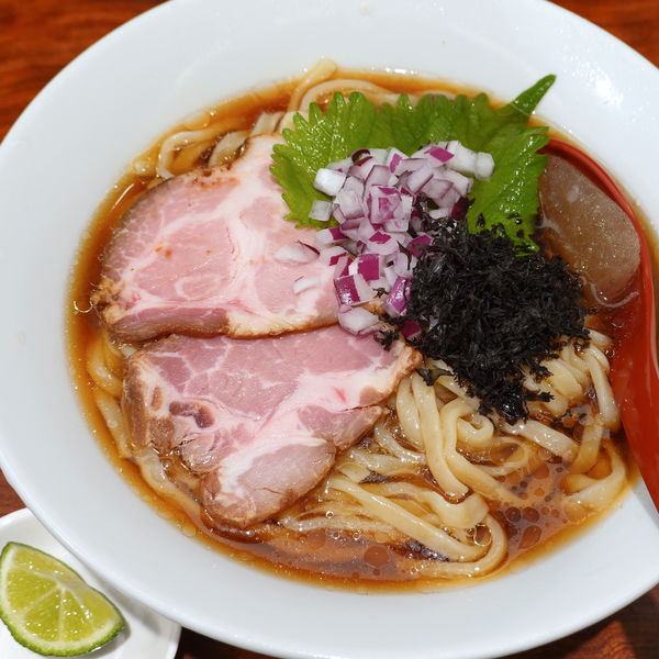 「煮干しの冷やし（醤油）900円」@三馬路 東京店の写真