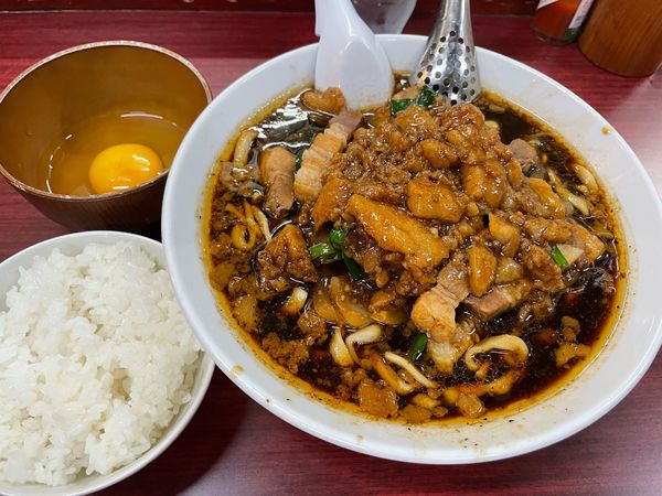 「スタ満ソバ + 小ライス + 生玉子」@元祖スタミナ満点らーめん すず鬼の写真