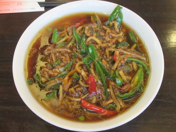 「チンジャオ麺（1,000円）」@中華レストラン  紅の写真
