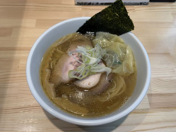 「塩中華そば＋ワンタン（3個）」@中華そば いしずゑの写真