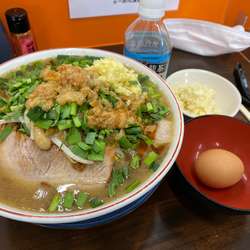 限定(豚にらラーメン中)950円＋生卵50円