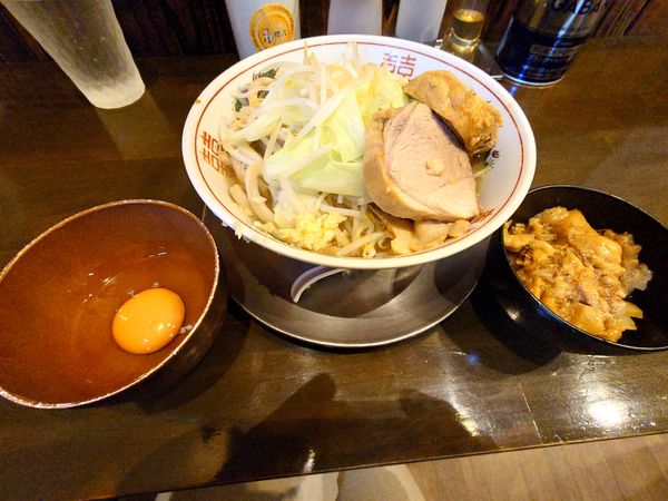 「ラーメン（鬼太麺変更）　生卵・アブラメンマ」@麺屋 櫻弐の写真