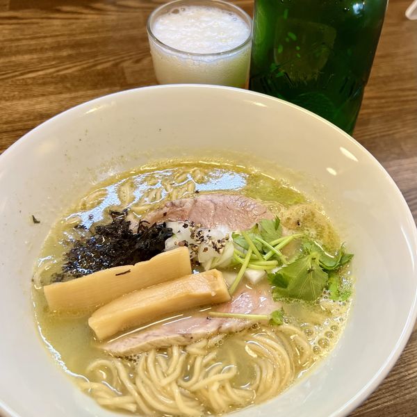 「カキ出汁の濃密潮そば＋ビンビール」@㐂九八～エキチカ～の写真