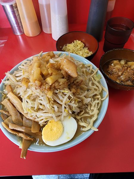 「富士丸ラーメン＋塩に変更＋ブタカスアブラ＋生姜」@ラーメン富士丸 東浦和店の写真