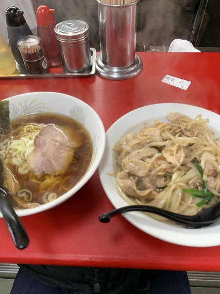 「塩豚焼肉丼とラーメン限定900円」@てんこもりラーメンの写真