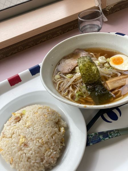「醤油ラーメン＋チャーハン　950円」@麺創屋の写真