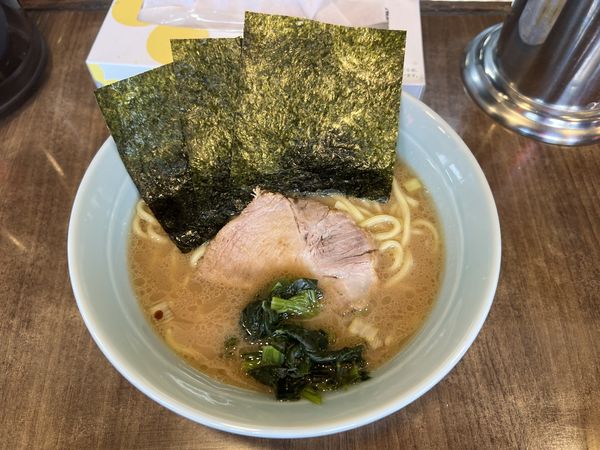 「ラーメン(並)750円」@ラーメンチョップの写真