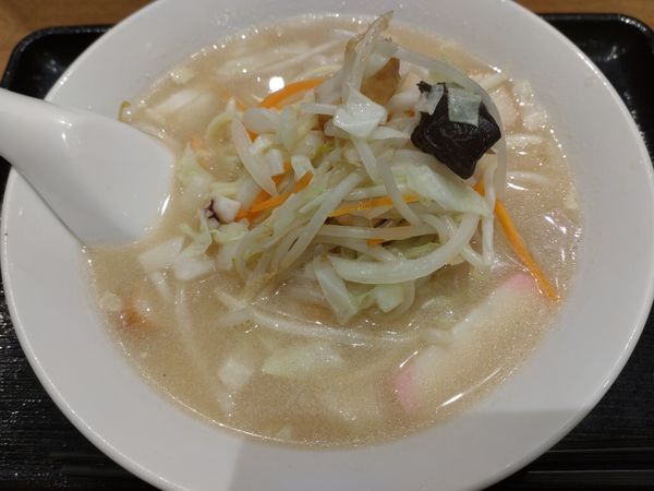 「長崎ちゃんぽん　７２０円」@長崎ちゃんぽん 華らんたん 赤羽店の写真