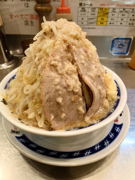 「塩ラーメン  野菜マシ  ニンニク  アブラ」@らーめん大 大森店の写真