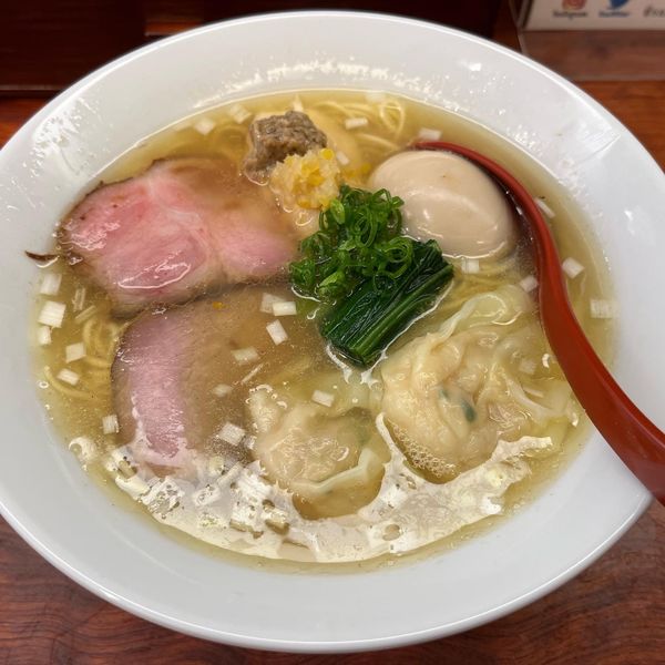 「特製塩そば」@三馬路 東京店の写真