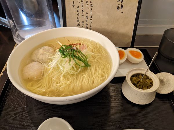 「あら炊き塩らぁめん＋味玉」@麺屋 海神の写真