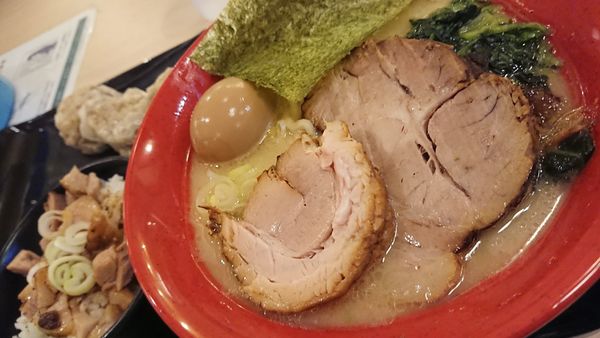 「味玉Wチャーシュー麺」@ミライ堂 本店の写真