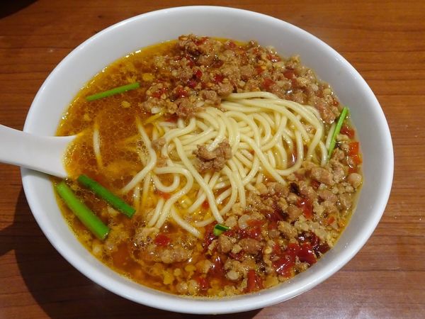 「台湾ラーメン（880円）」@味仙 JR名古屋駅店の写真