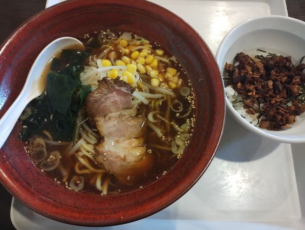「醤油ラーメン(なんこつ丼)」@ラーメン房 だんだんの写真