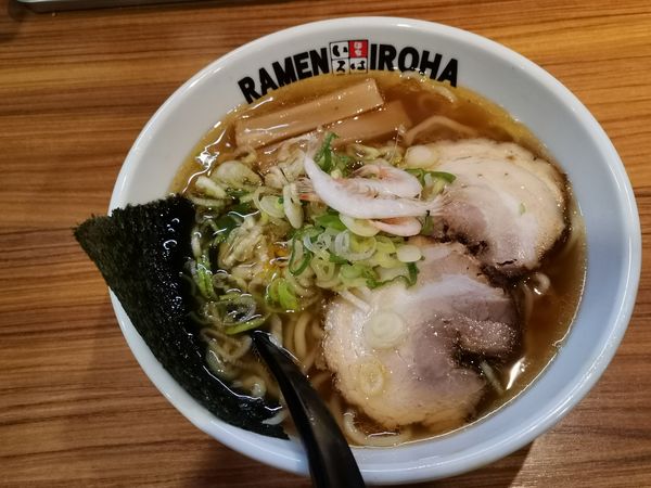 「白エビ塩らーめん」@麺家いろは CiC店の写真