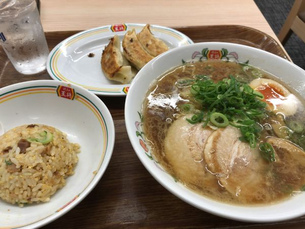 「ラーメンセットB」@餃子の王将 ジョイ・ナーホ練馬高野台駅前店の写真