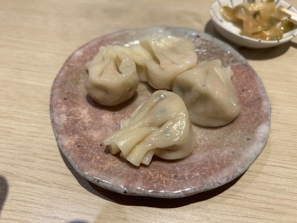 「釜揚げギョーザ（4ヶ）250円　他」@珍来亭の写真