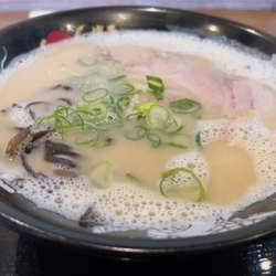 博多豚骨ラーメン