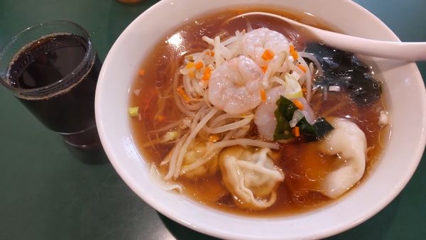 「えびワンタンラーメン500円(10/30まで)」@百香亭 野田店の写真
