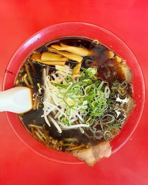 「京都漆黒醤油ラーメン」@魁力屋 白井店の写真