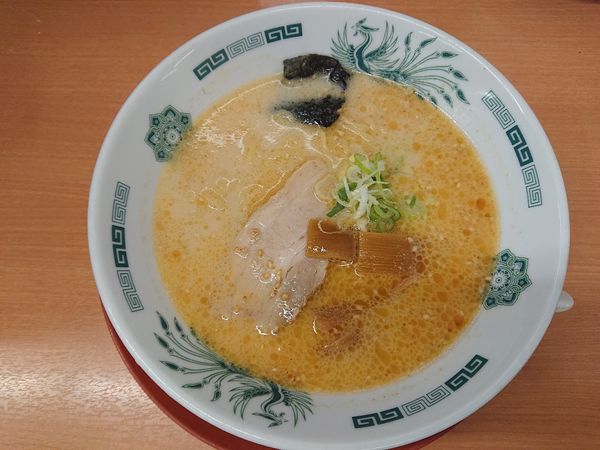 「とんこつラーメン（４７０円）」@日高屋 上野店の写真