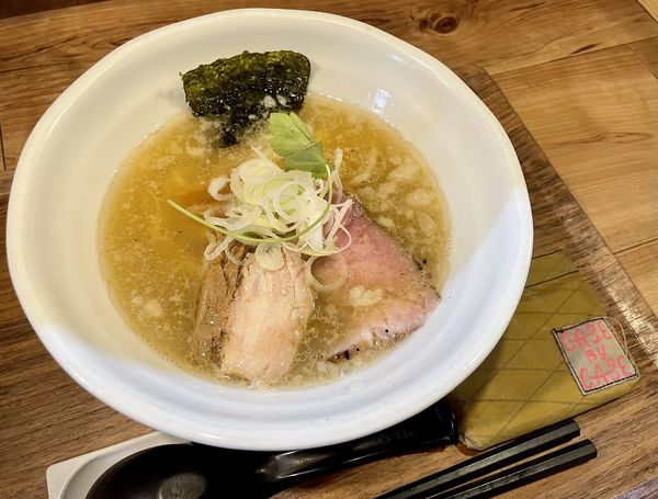 「もち小麦の塩中華そば」@ラーメン 裏健やかの写真