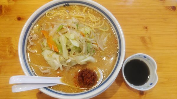 「辛しみそ野菜ラーメン/黒マー油小」@ラーメン ねぎっこ 今泉競輪場通り店の写真