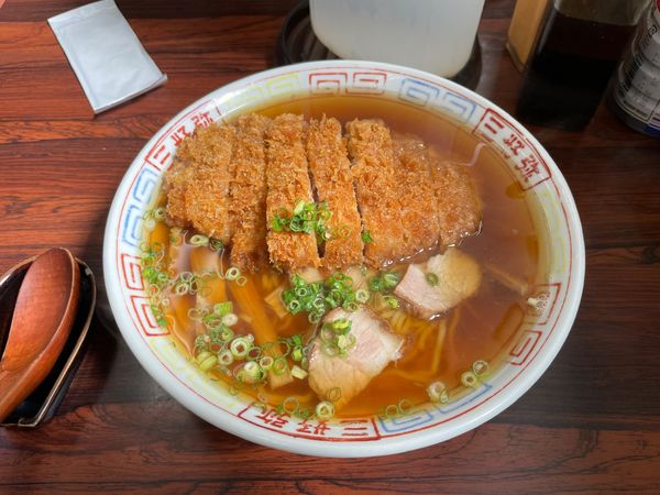 「とんかつラーメン」@三好弥の写真
